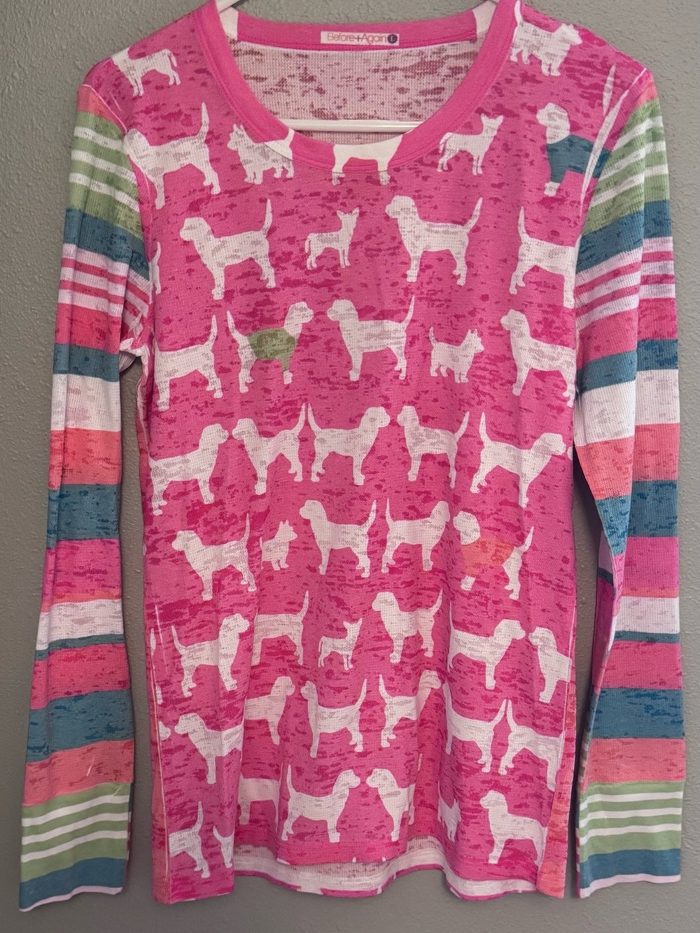 Women’s ' Pink Dog Print Long Sleeve Tee with Striped Sleeves
